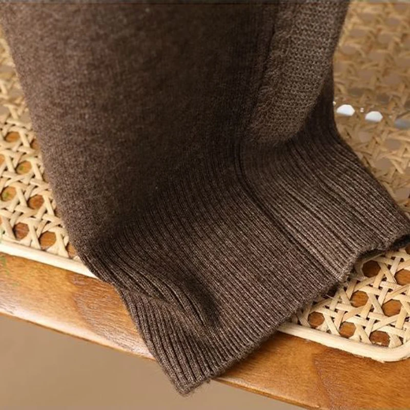 Рисунок 5 - Женские вязаные шаровары