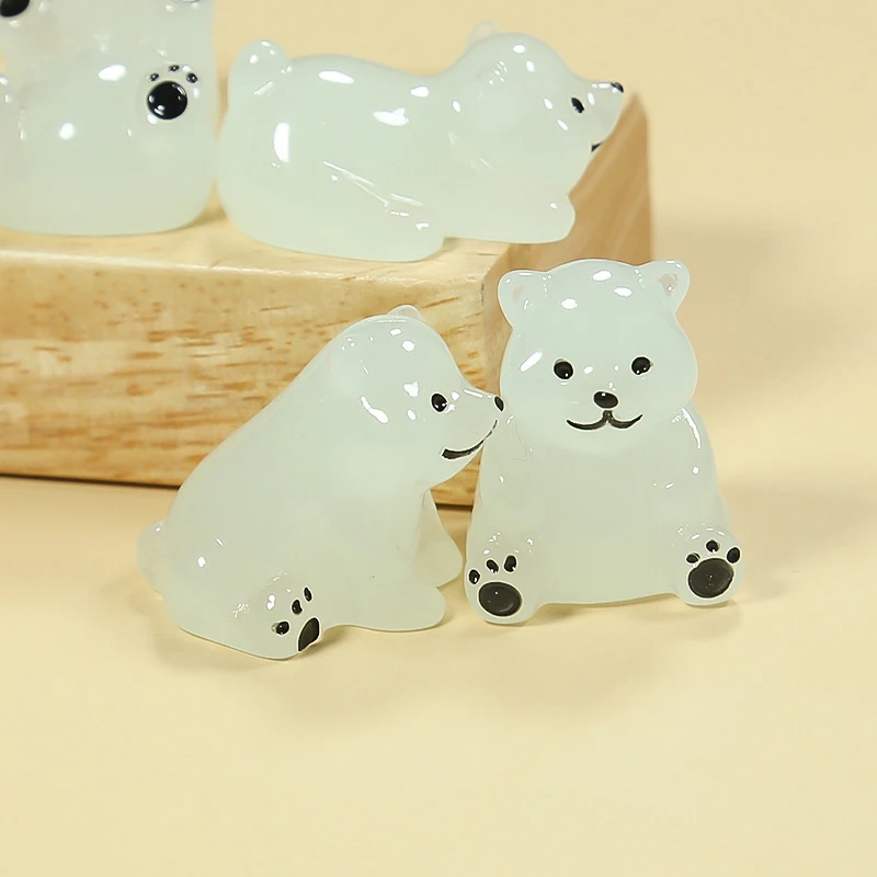 

2Pcs Luminous Polar Bear Ornament Mini Cartoon Animal Doll Micro Landscape Decoration Dollhouse Miniature Toy