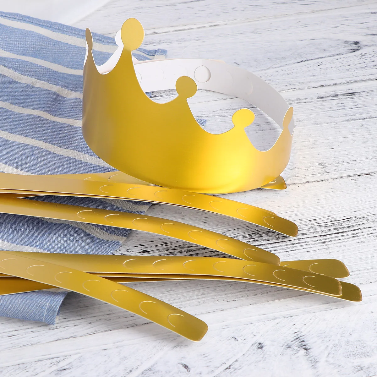 

Kids Paper Crown Party Hat Photo Props for Happy Birthday Celebration Theme Parties Baby Shower Bridal Shower Wedding Hats