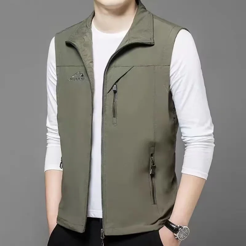 New Vest men thin sleeveless vest casual jacket fashionable vests sleeveless vests cooling vest nylon vest casual jacket