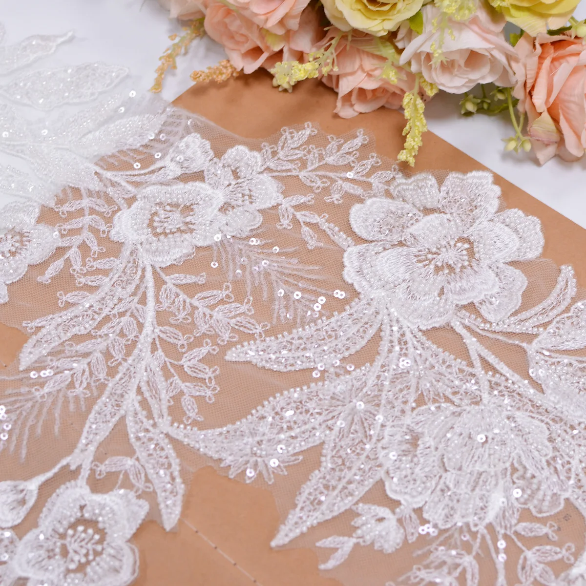Appliques Embellishments 2 Yards Sequined Flower Lace Appliqués - Off White Beaded Embroidery Trim For Wedding Dresses Beads For Embroidery - Foto 3