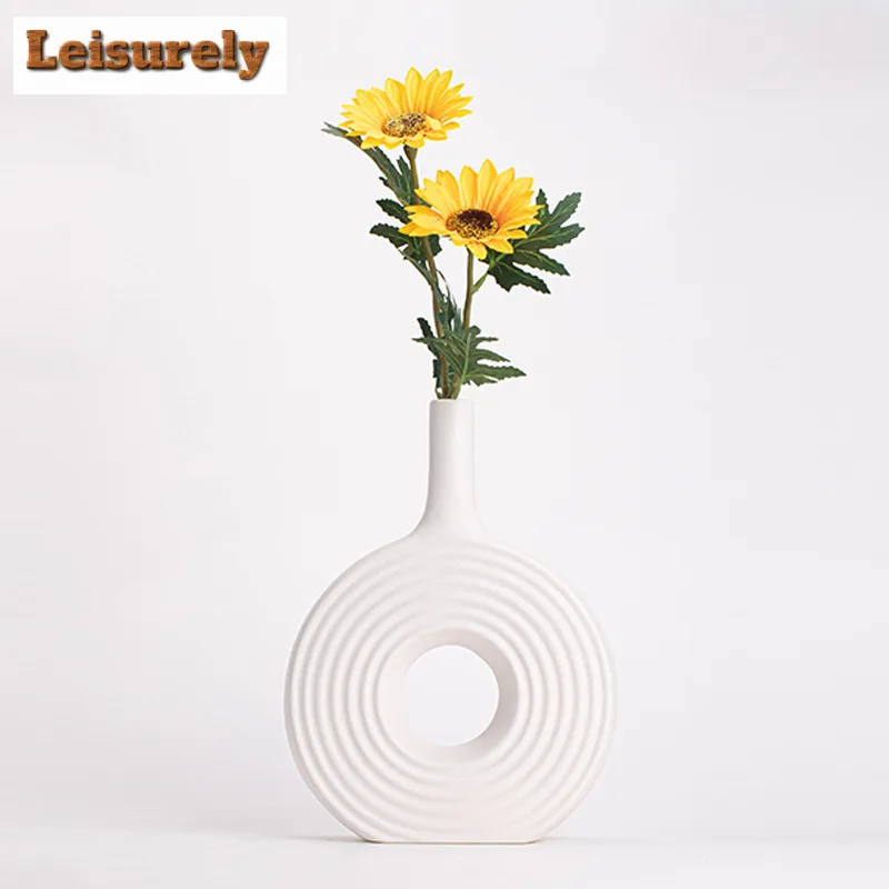 Wall Moon Ceramic Vase Decorative Vasen Pot Single Branch Flower Arranging Utensils Ornament Donut Design Flowerpot Table Decor