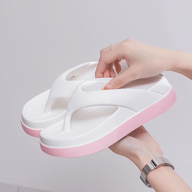Woman flip flops Popular Design Shoes trend Casual Platform Sandals non-slip Outdoor slippers Unique features Flat sandals