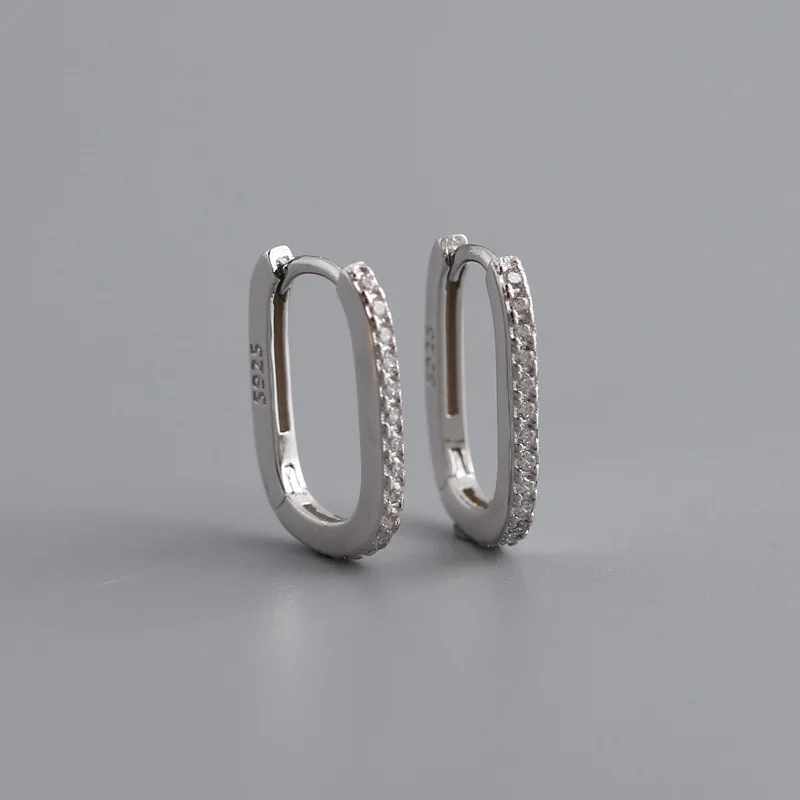 Orecchini pendenti minimal in argento sterling con design geometrico a disco - Gioielli fatti a mano per tutti i giorni - Italia