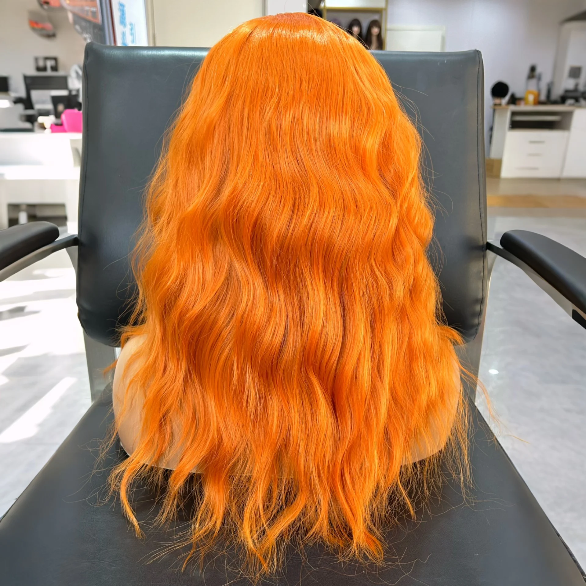 Ginger Orange Short Curly Wavy Wigs for Women Synthetic Free Part Shoulder Length Natural Wave Colored Bob Wig for Daily Cosplay