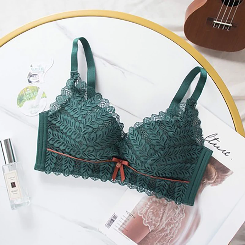 Women's Underwear Wireless Gathered Lace Bra Comfortable Intimate Invisible Bralette Push Up Breathable Lingerie Soft Brassiere
