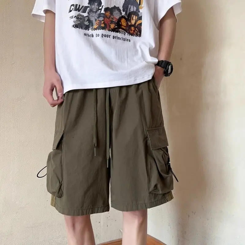 Рисунок 3 - Мужские комбинезоны на шнуровке