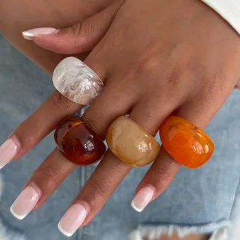 Ingemark Anelli in resina liscia irregolare creativa per le donne Nuova tendenza Boho Anelli colorati per dita Gioielli per feste festival estetici