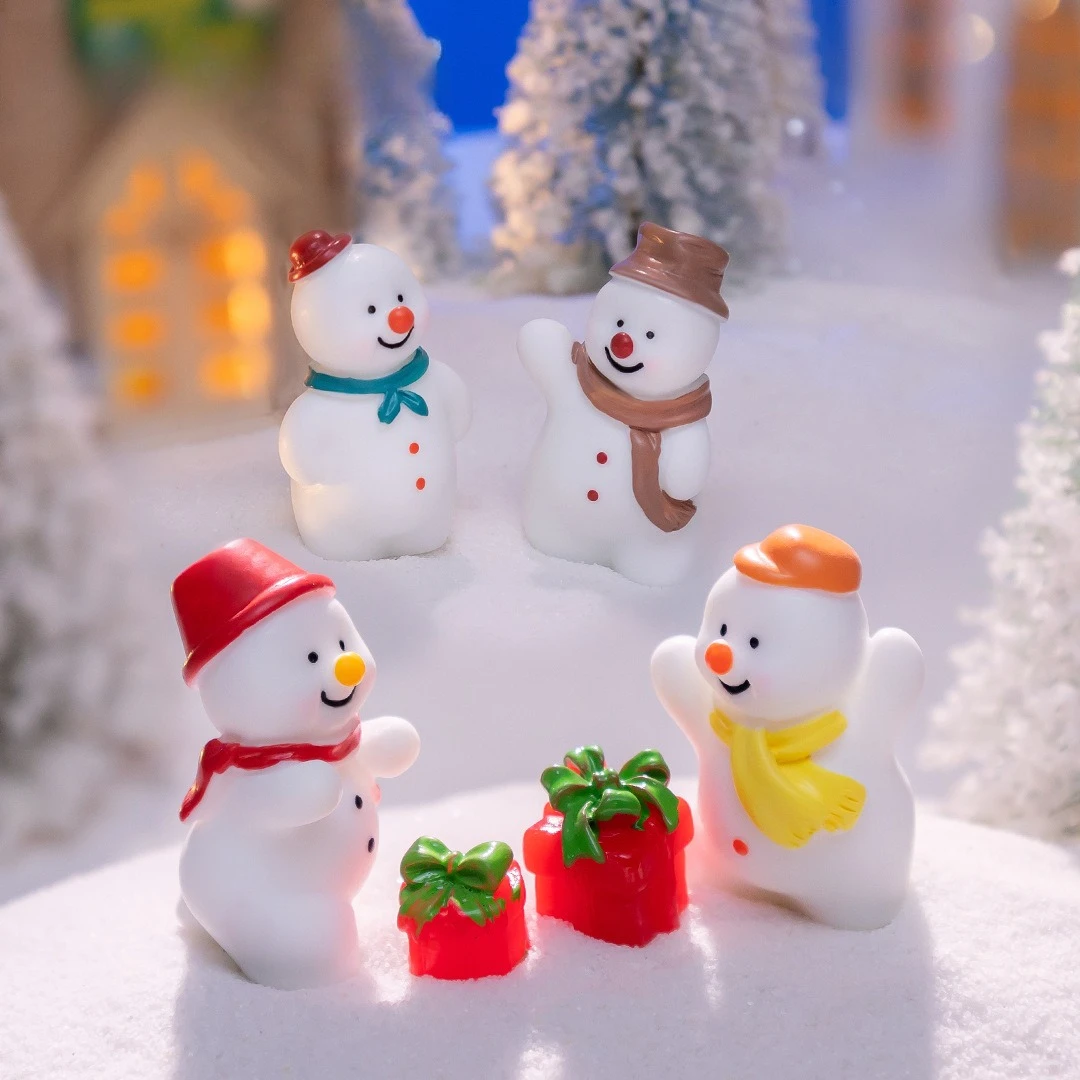 Christmas Mini Snowman Figurine Accessories DIY Miniature Snowman Statue Dollhouse Cartoon Snow Man Doll Garden Decor
