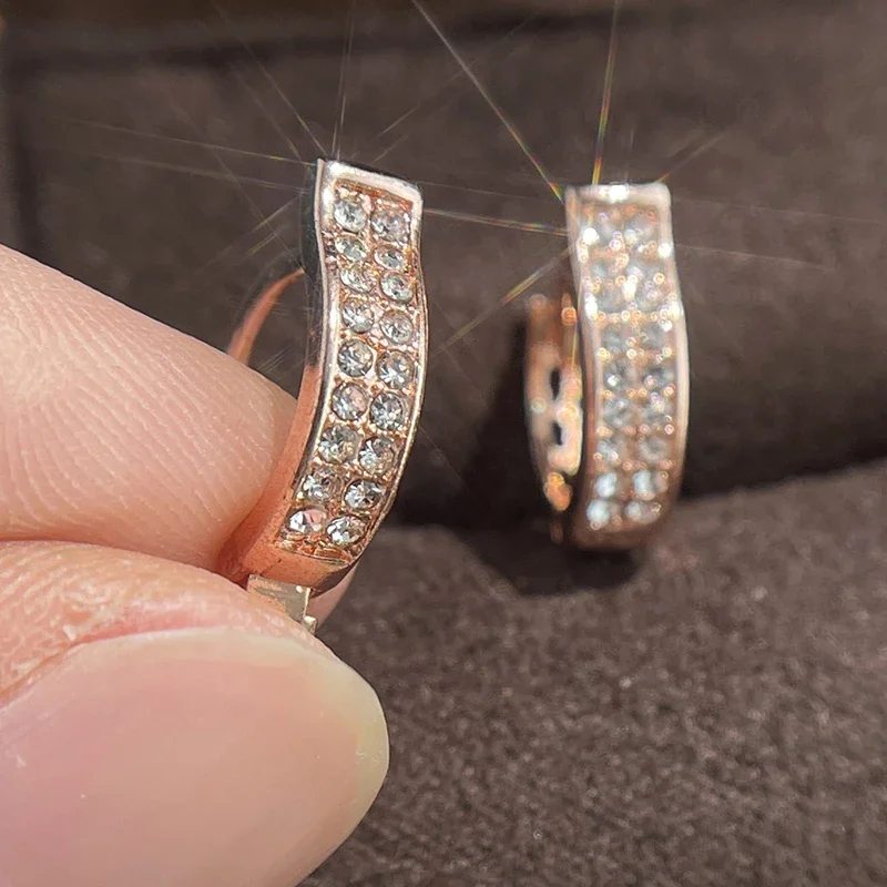 

Metal Hoop Earrings for Woman New Classic Copper Alloy Zirconium Drill Fashion Korean Jewelry Temperament Girl's Wear Earrings