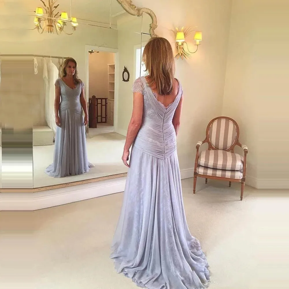 

Chiffon Lace V-neck V-back Zipper Long Mother of the Bride Dress A-line Sweep Train Party Gown for Woman