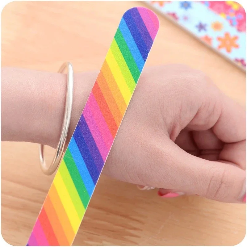 

Shop 2 yuan wholesale Department Manicure printing double-sided polishing tools are a Manicure Nail File contusion and sand