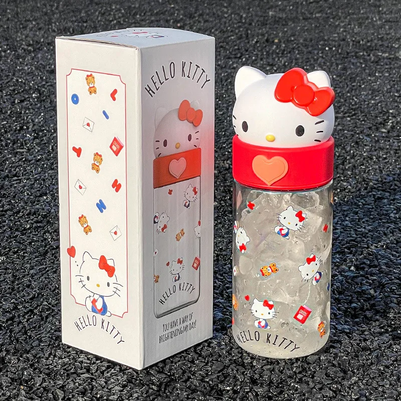 

Милая чашка для воды Sanrio Hellokitty 500 мл для девочек с высокой красотой тритановый материал для студентов, чтобы пить напрямую и портативный
