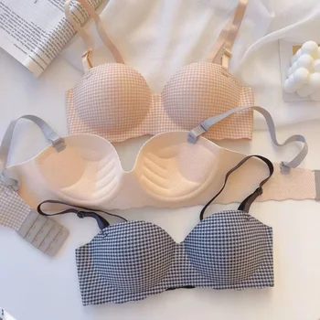 French Bras for Women Simple Seamless Ice Silk Bra One Piece Thick Push Cup Girls Gathering No Steel Rings Women's Underwear 1