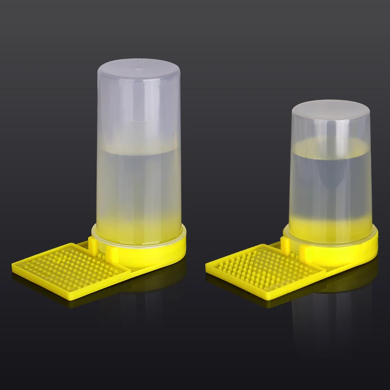 Bee Drinking Water Dispenser Feeder Beekeeping Honey Bee Feeders Watering Bees Tools Supplies Feeding Drinker Tool 1Pcs