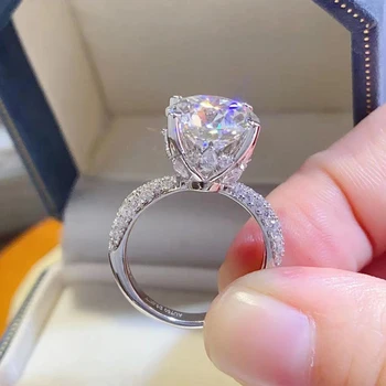 Luxury 5Carat D VVS1 Moissanite Wedding Ring S925 Silver Plated 18K White Gold Classcial Four Claws Engagement Ring GRA 3