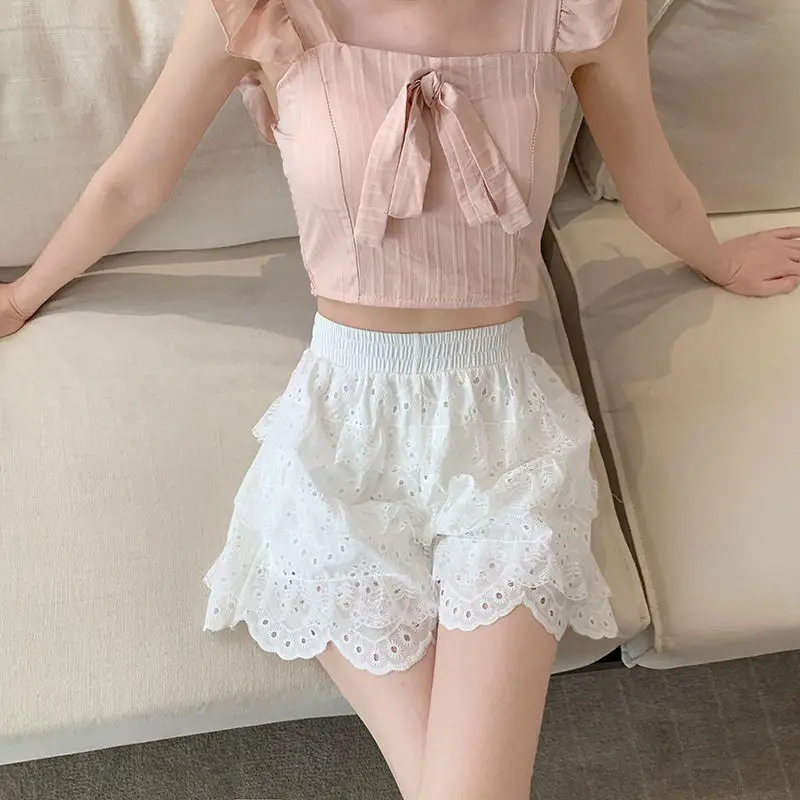Women Lace Leggings Shorts Ruffle Safety Short Pants Cake Skirt Shorts Cute Lolita Loose Bloomers Shorts