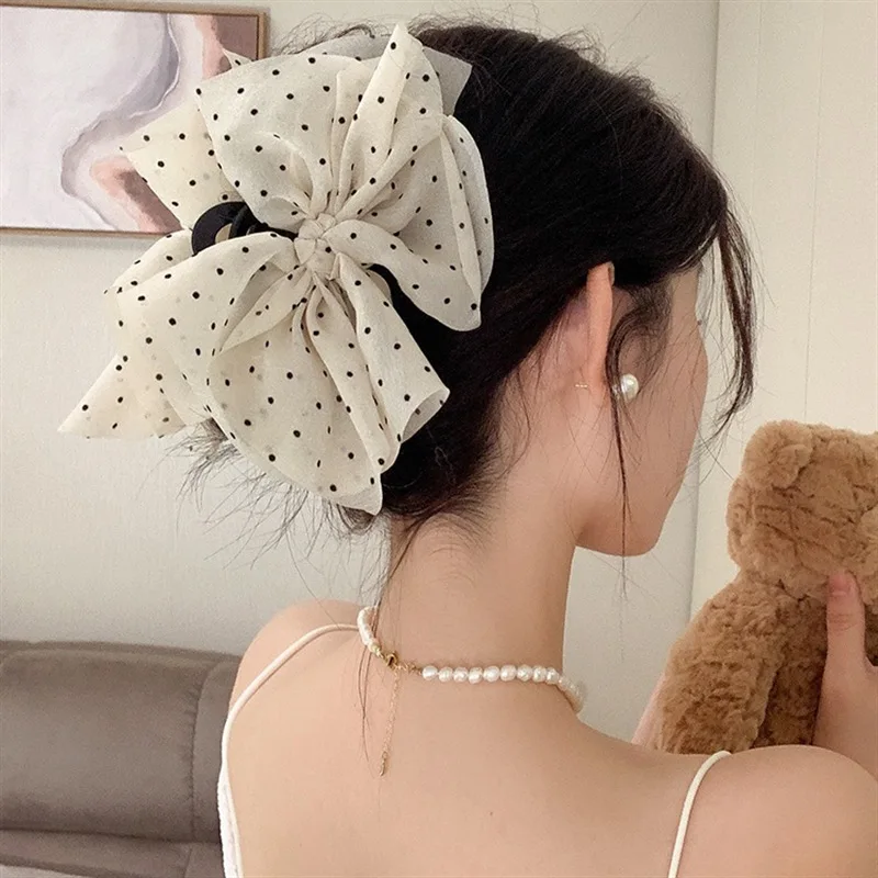 Ruoshui Woman Wave Point Irregular Large Bowknot Hair Claws Lady Delicate Hairpins Barrettes Gilrs Hair Clips Hair Accessories delicate women corset satiny underbust bustier body slimming waist belts adjustable self tie bowknot corset for banquet