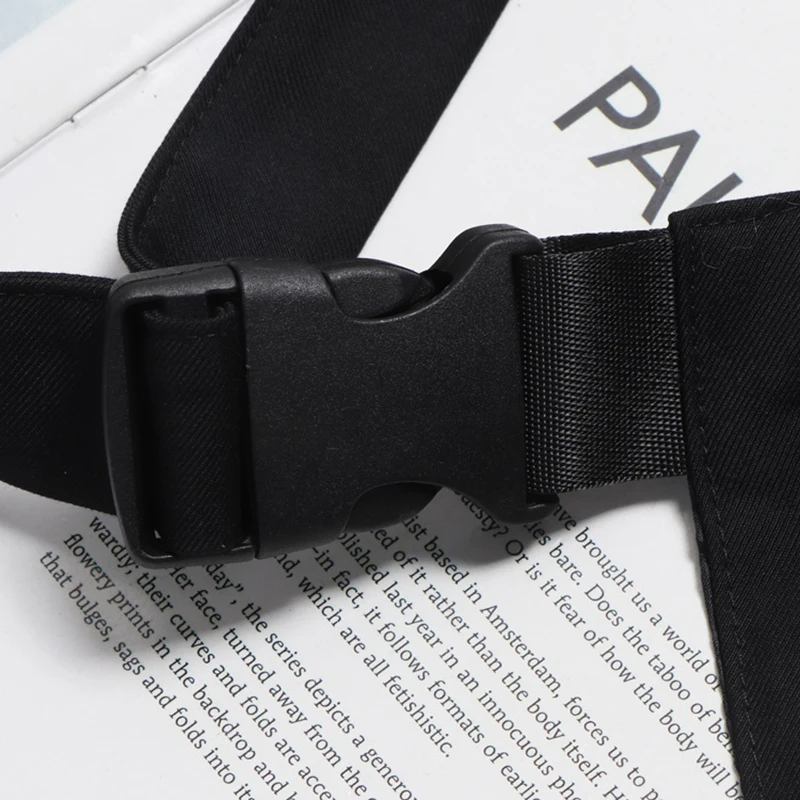 [EAM] Black Irregular Pocket Buckle Long Wide Belt Personality Women New Fashion Tide All-match Spring Autumn 2026 1DH8957