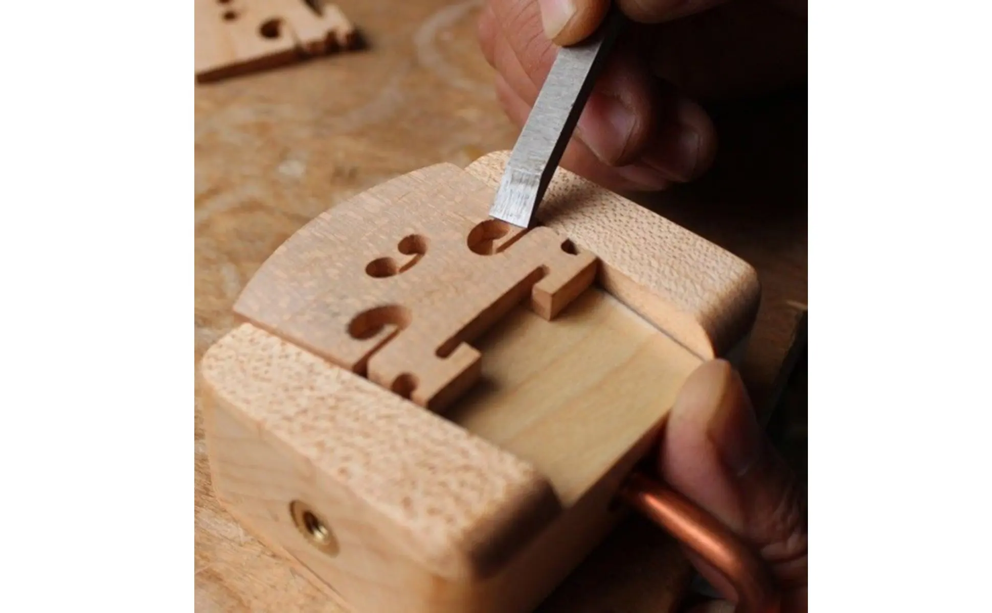 Viola Bridge Fitting Tool Wooden Construction Violin Bridge Fitting Tool for Luthiers Viola Bridge Fitting Tool Wooden Construction Violin Bridge Fitting Tool for Luthiers