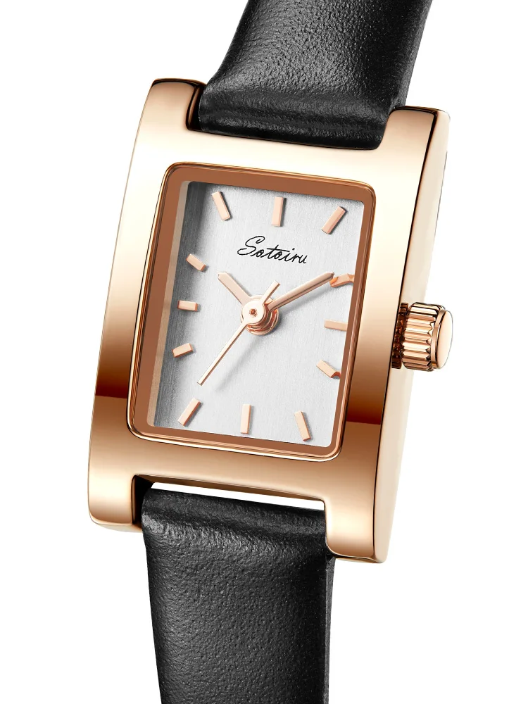 ساعة نسائية مستطيلة بسوار جلدي أسود – تصميم كلاسيك...