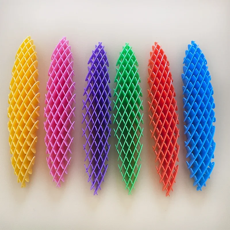 Scalable 3D Deformed Worm Elastic Net Fidget Toys Reduce Pressure Toy Deformation Worm Portable Stretchy Squeeze Toys