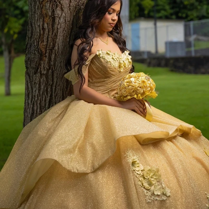 

Sparkly Gold Quinceanera Dress 2024 Ball Gown Off Shoulder Corset Flower Pageant Sweet 16 Vestidos De XV Años