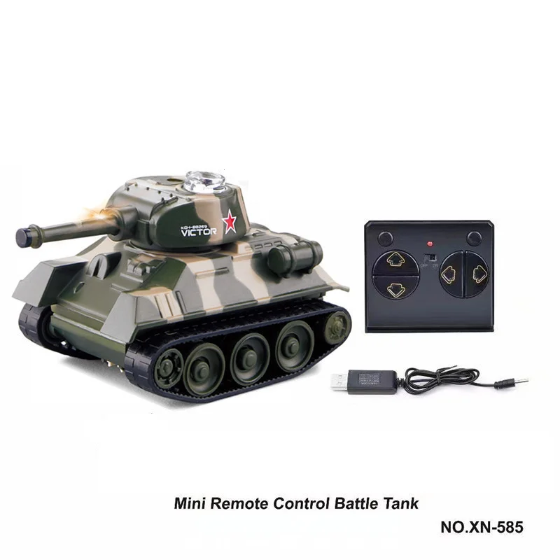 Vue de face du Char Tank RC Robot Télécommandé 2.4GHz avec phares et blindage robuste.