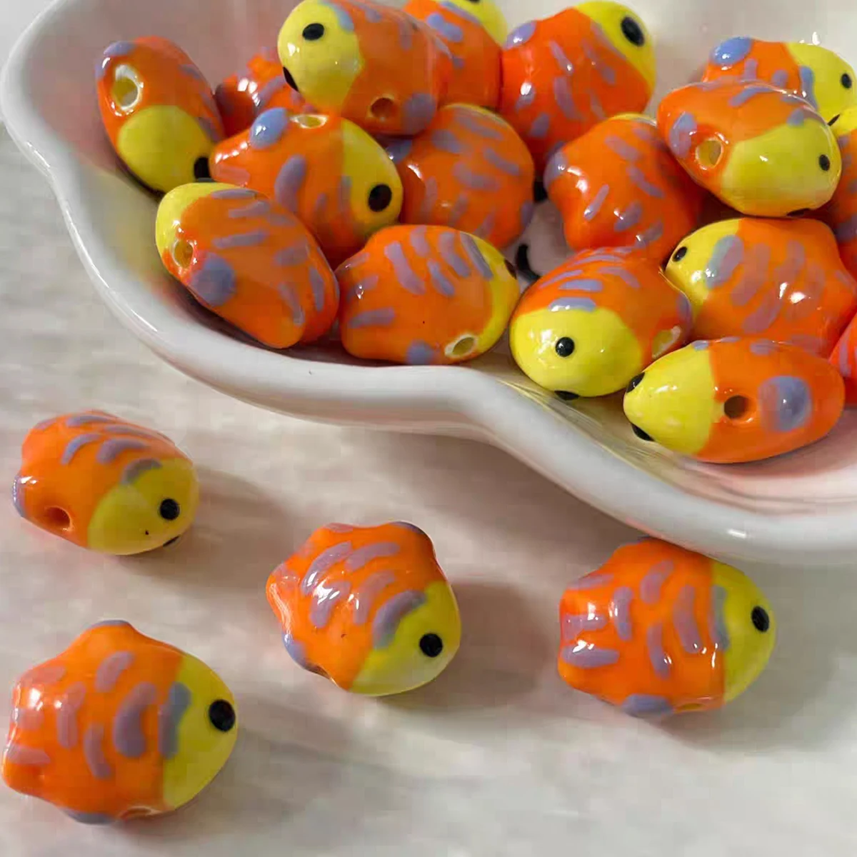 5pcs 19x17mm Hand Painted Ugly Cute Fish Ceramic Beads Fashion DIY Loose Spacer Porcelain Bead For Jewelry Making Bracelet 