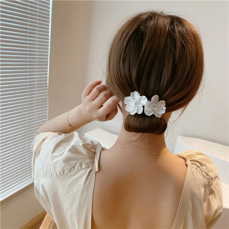 Shell Flower Magic Bun Maker Flower Bud Head Bun Maker Bow Pearl Hair Pin Lazy Hair Dish Artifact Women Hair Styling Braiders 4