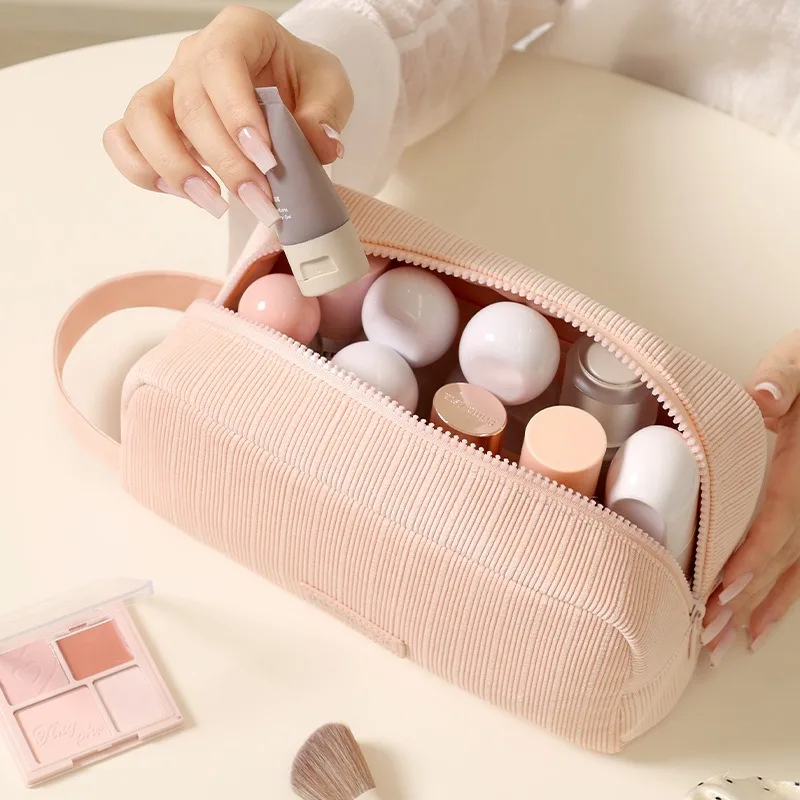 Multi-functional New Portable Storage Bag for Cosmetics, Travel, Grooming Large Capacity Practical and Convenient for Organizing