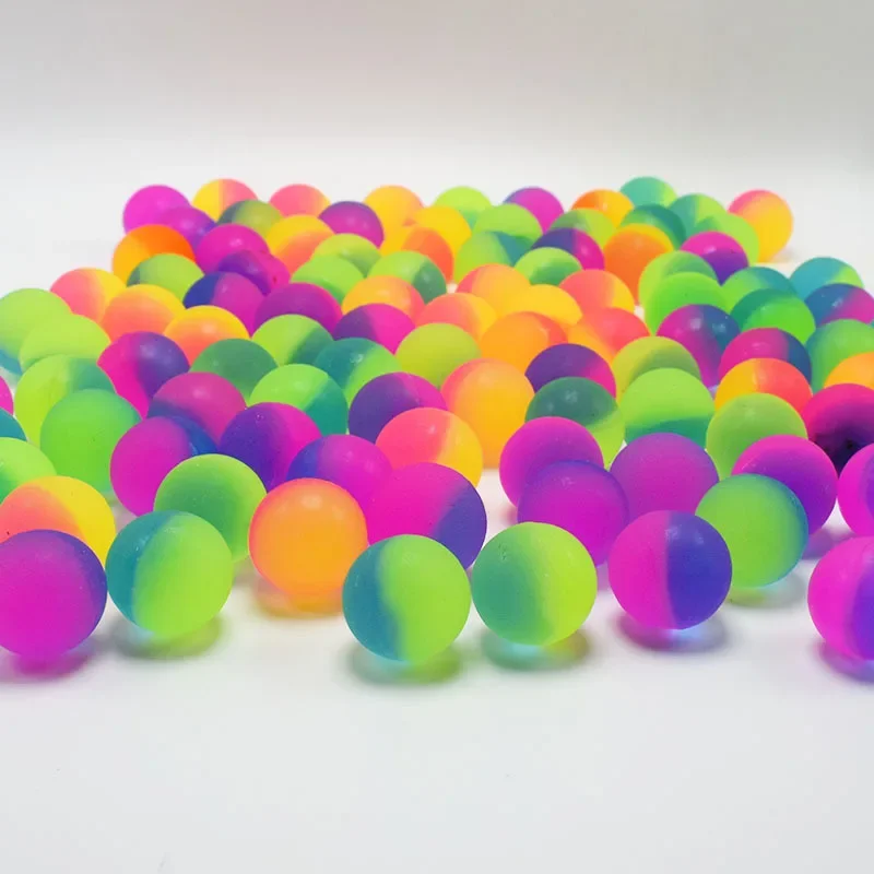 24 Stück 2,5 cm zweifarbige Hüpfball für den Außenbereich, Kinderpartyzubehör, Geburtstagsgeschenk, Pinata-Füller, Weihnachten, Karneval, Party, Geschenk, Belohnung – Detail 2