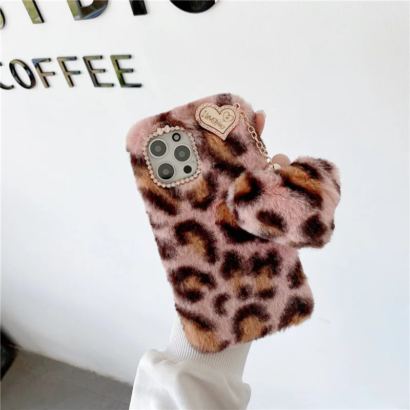 HFICY - Custodia per cellulare con 2 pellicole protettive per schermo in vetro e cordino a tracolla, orecchie di coniglio, pelose e fuzzy, per donne e ragazze, colore