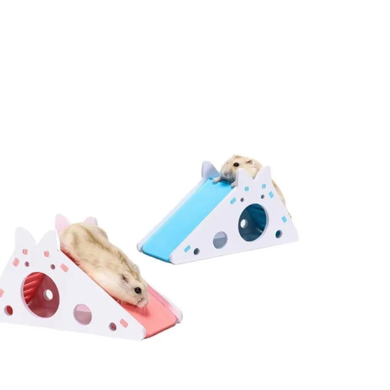

Fun hamster slide toy house Guinea Pig Assembly toy Totoro House Breathable hamster house supplies