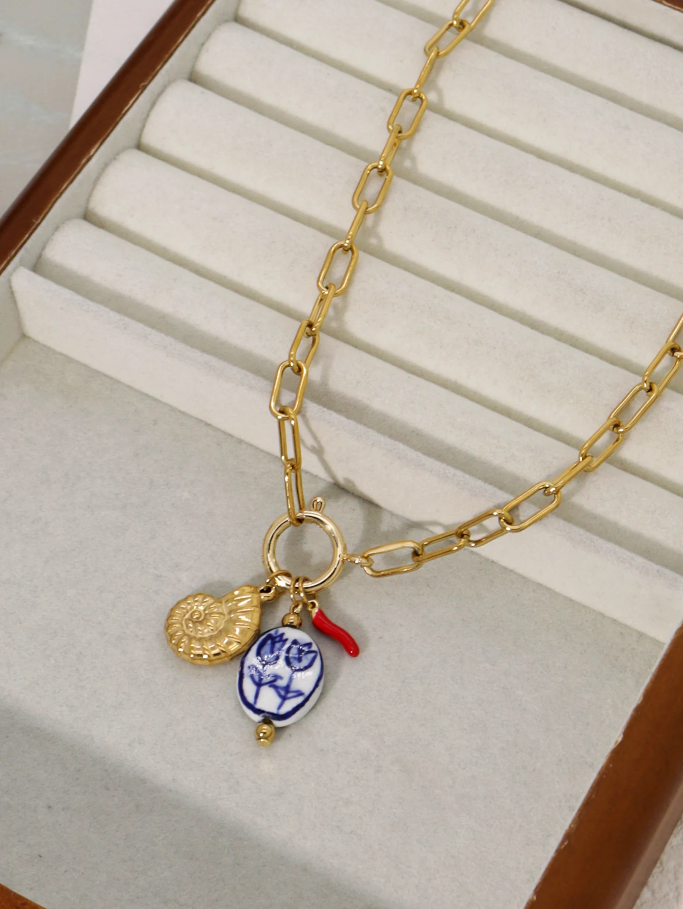Charm Stainless Steel Conch Ceramic Tulip Pendant Womens Necklace