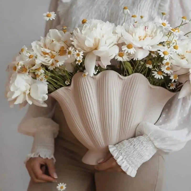 NordicModernShellDesignCeramicVaseBiscuitingConchFlowerPlanterFlowerArrangement