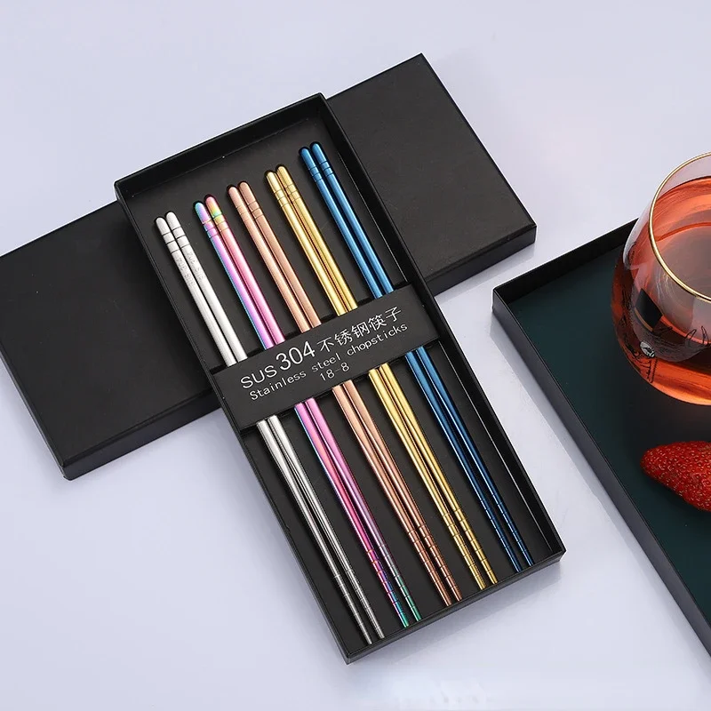 1 Pair 304 Stainless Steel Chinese Chopsticks Portable Non-slip Metal Chopsticks Food Sticks for Sushi Sticks Kitchen Tableware