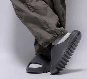 Summer Women Slippers Men Sandals Casual Beach Shoes Soft Bottom Slides Thick Platform EVA Anti-Slip Home Slippers