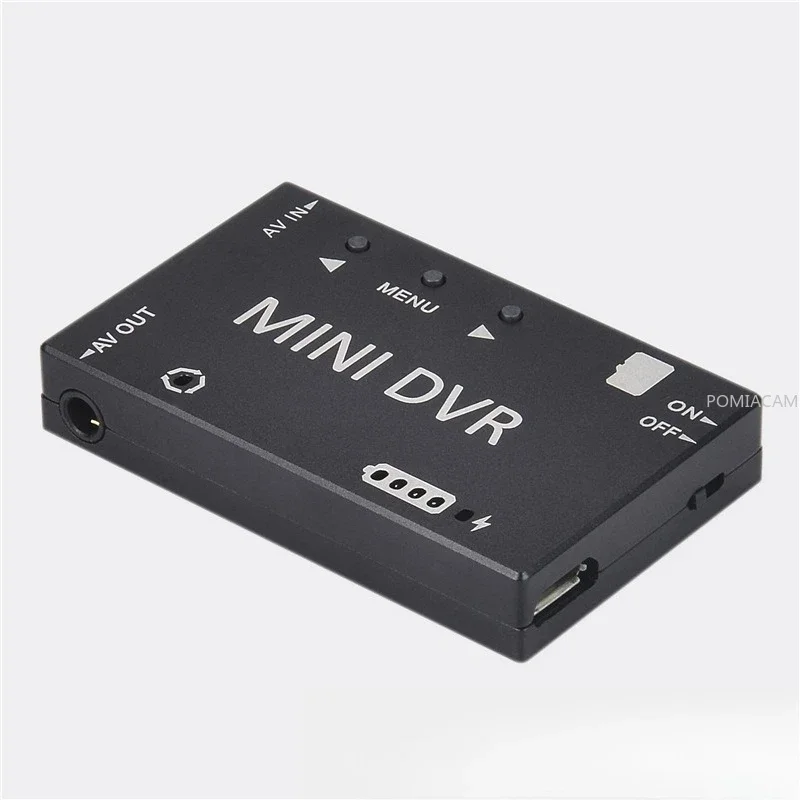 Mini drone FPV avec DVR en vol, enregistrant une vidéo HD 720p pour une immersion totale.