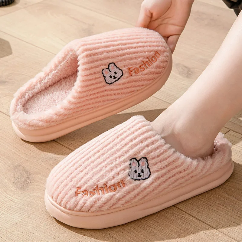 

Winter Soft Plush Slippers Women Indoor House Warm Cotton Slides Couple Ladies Shoes Thick Sole Fluffy Slipper Men Home Slides