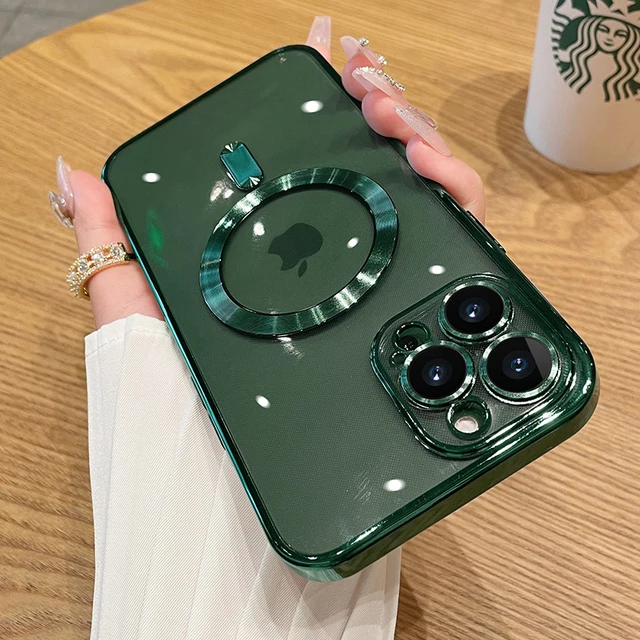 thumbnail image 1 of Funda magnética de moda para cargador inalámbrico Magsafe, funda chapada suave con Protector de lente para iPhone 15, 14 Plus, 13, 12, 11 Pro Max, 1 of 5