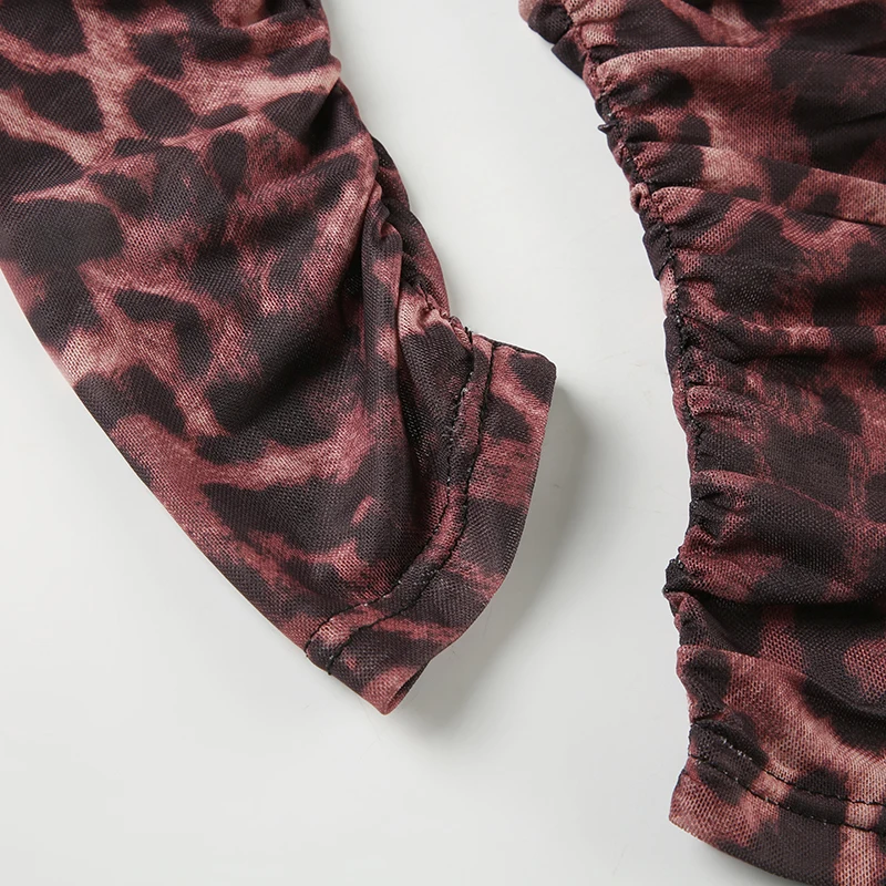 Camiseta de malla transparente con estampado de leopardo, top corto sexy de manga larga con volantes y botones, camiseta urbana vintage para mujer Y2K