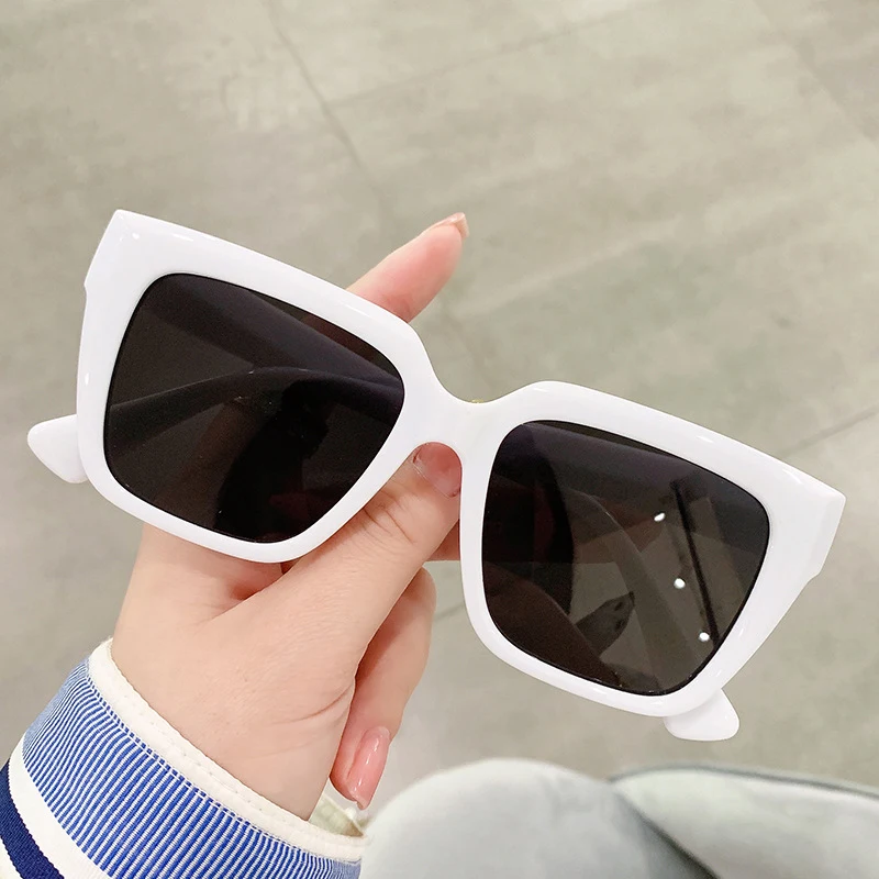 Fashion Square Sunglasses Women Men 2022 Trendy Oversized Designer Sun Glasses Vintage Shade UV400 Blocking Outdoor De_voghion.com