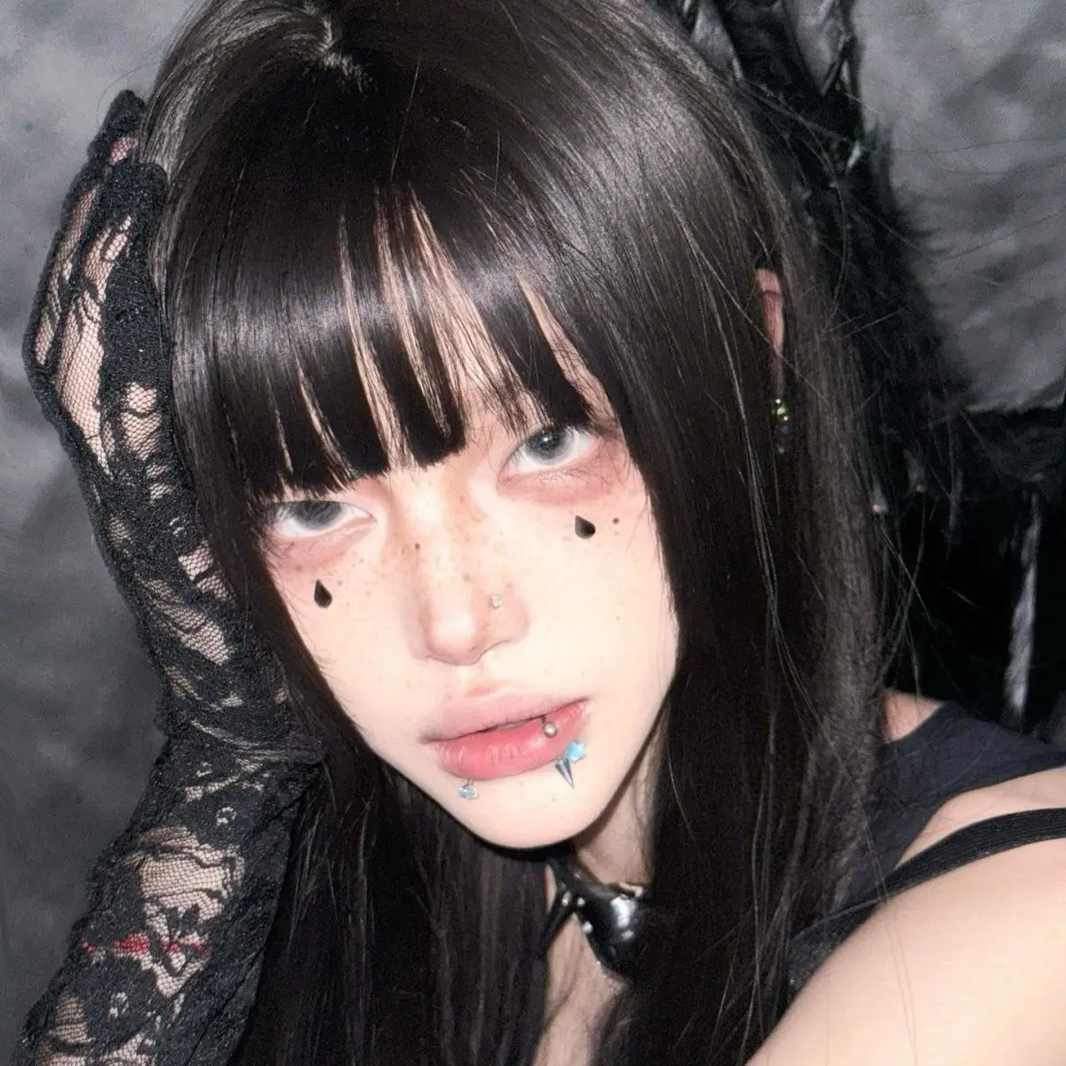 Black and White Halloween Crazy Eye Contact Lenses (1 Pair)