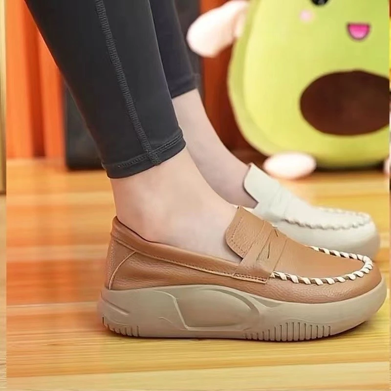 Thick-soled Casual Slip-on Loafers Women 2022 Spring and Autumn New Comfortable Soft-soled Color-blocking Women's Shoes