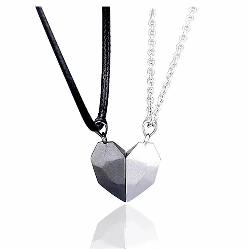 Love Heart-to-Heart Magnetic Couple Necklace For Women and Men Long Distance Charm Pendant Necklaces Lovers Gifts（2Pcs） |