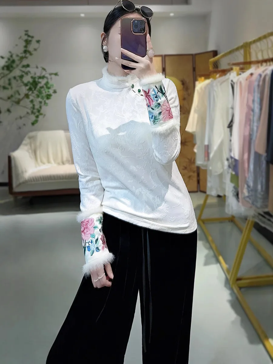 High Quality Autumn Winter Top New Chinese Style Top Women's O-Neck Embroidery Flowers Slim Soft And Comfortable Shirt S-XXL