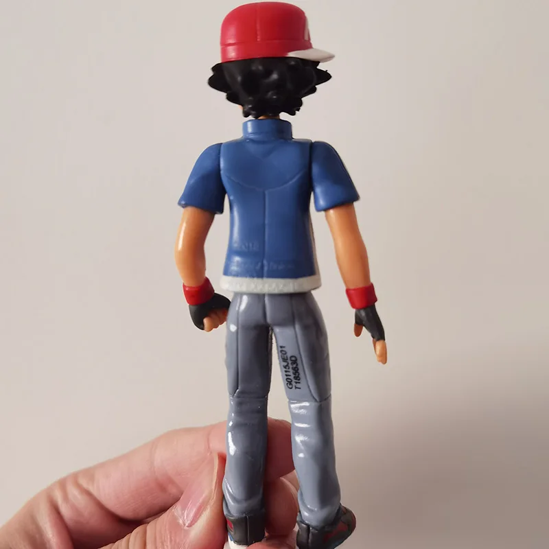 Boneco Pokémon Xy Ash + Pikachu Trainer Figure Tomy