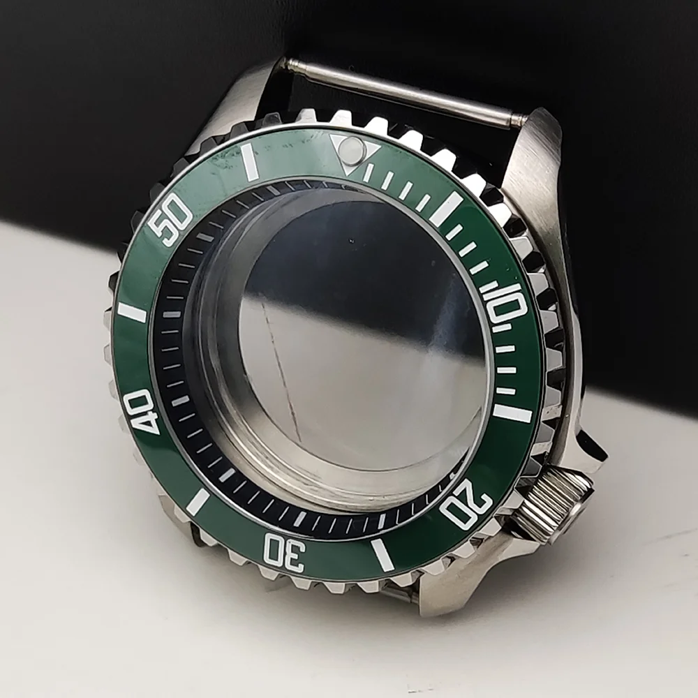 Vibrant 42mm Watch Case with Sloping Bezel