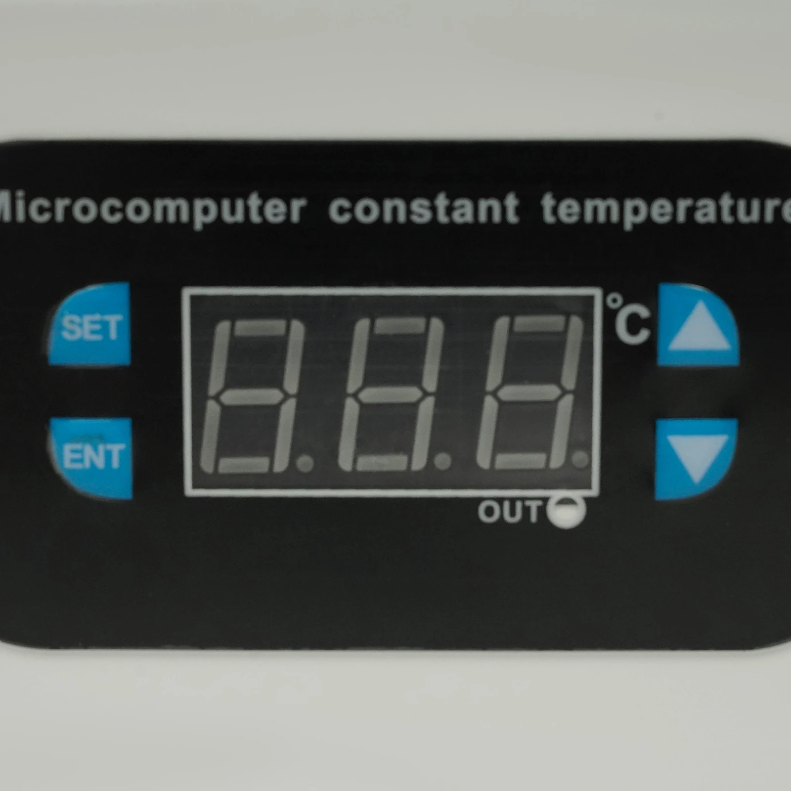 Heating plate used for electronic repair tasks